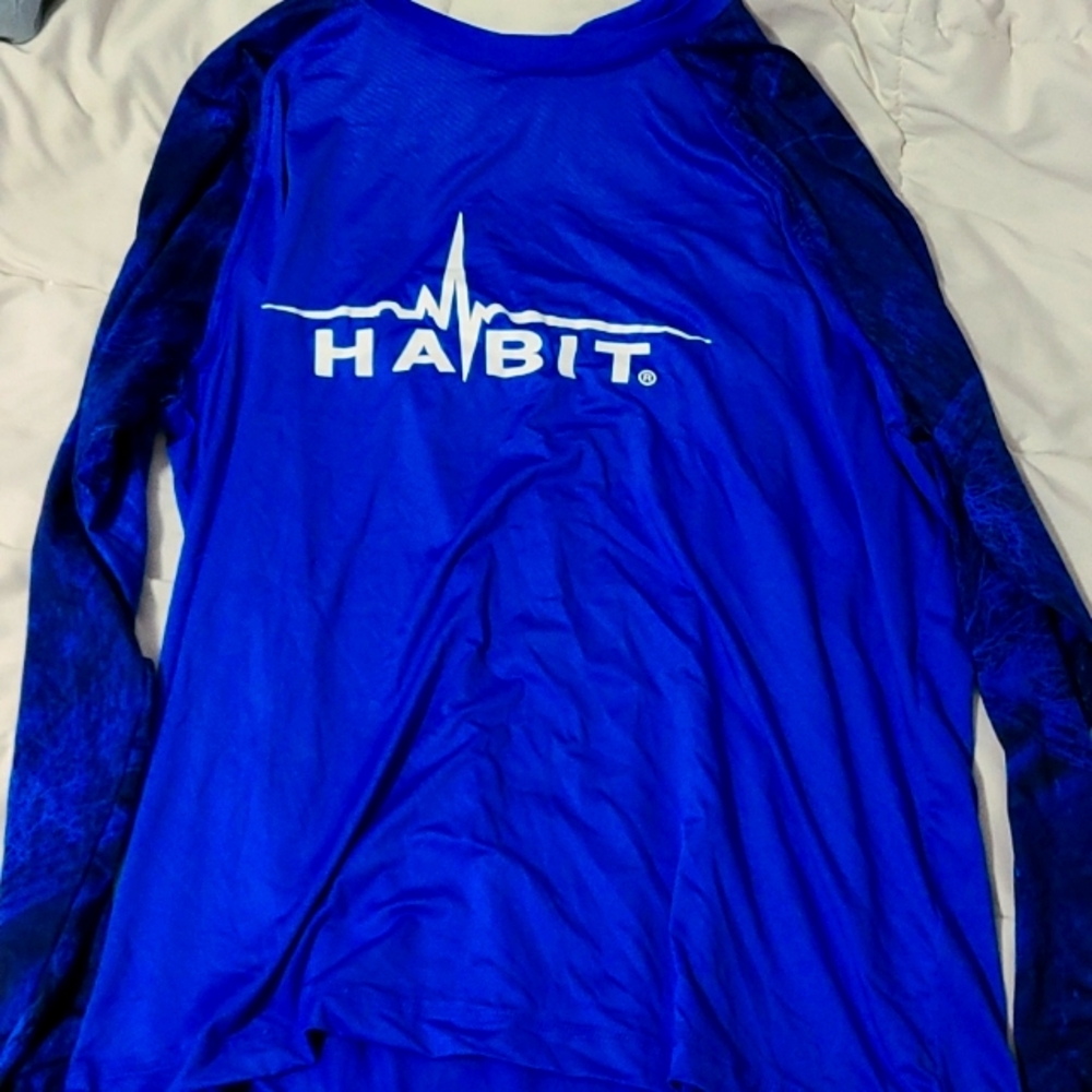 Long-sleeved fishing shirt rash guard